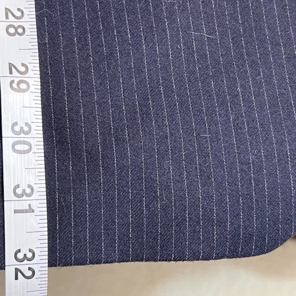 Blazer Men's 100% Wool Navy Striped 2Button Jacket Made in Romania Size 42R - Picture 8 of 9